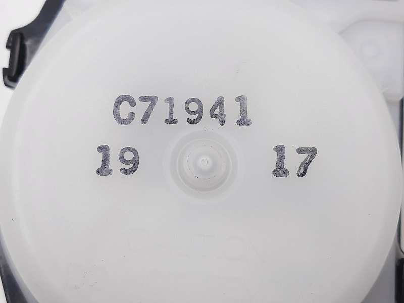 Recambio de cinturon seguridad trasero derecho para lexus is 300h referencia OEM IAM C71941  