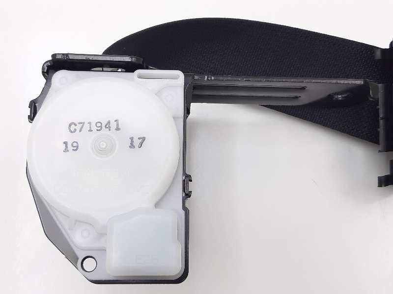 Recambio de cinturon seguridad trasero izquierdo para lexus is 300h referencia OEM IAM C71941  