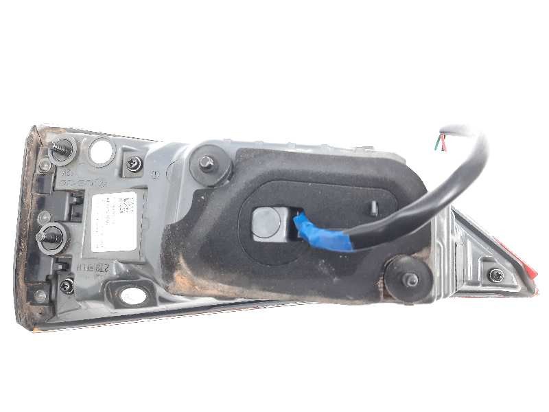 Recambio de piloto trasero izquierdo interior para lexus is 300h referencia OEM IAM 815905317  