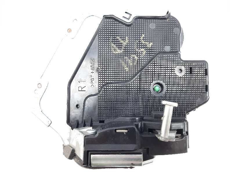 Recambio de cerradura puerta trasera derecha para lexus is 300h referencia OEM IAM 6905053040  