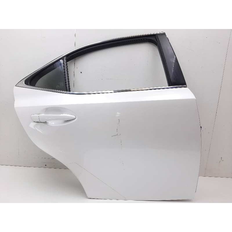 Recambio de puerta trasera derecha para lexus is 300h referencia OEM IAM 6700353070  