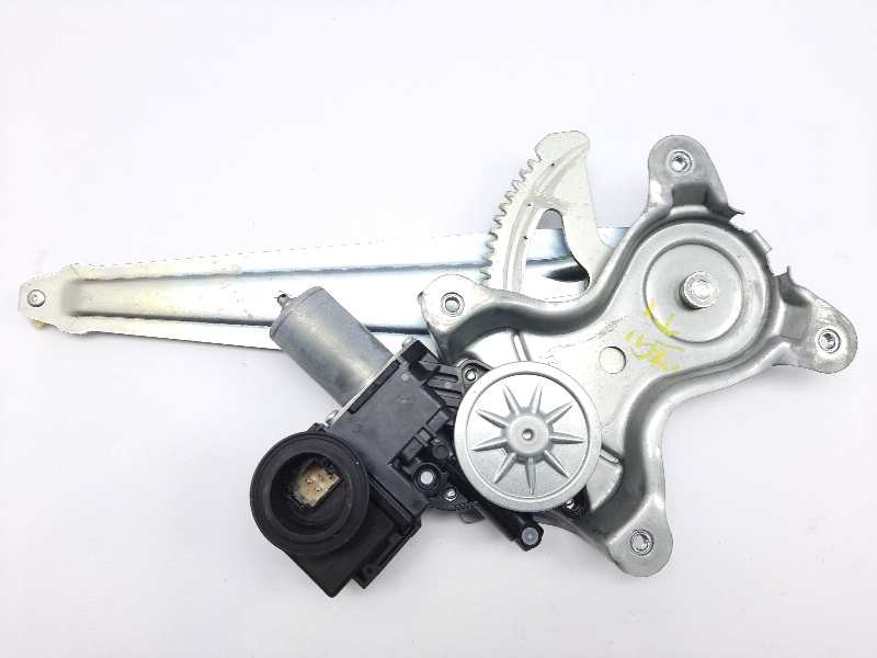 Recambio de elevalunas trasero izquierdo para lexus is 300h referencia OEM IAM 8571053121 0620204792 