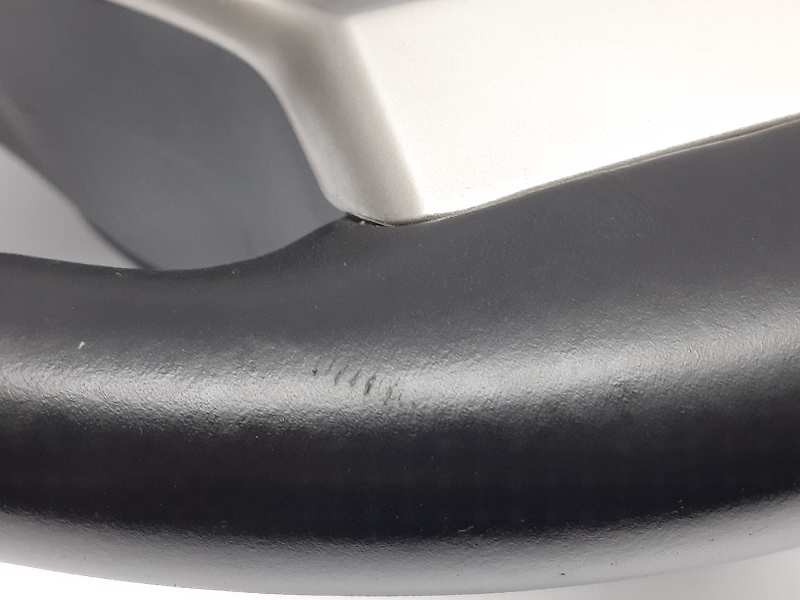 Recambio de volante para lexus is 300h referencia OEM IAM 4510053481C0  