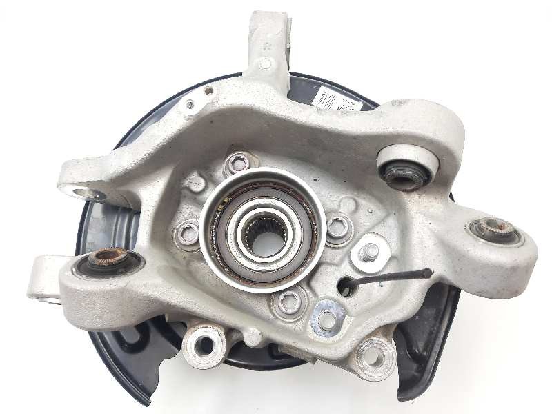 Recambio de mangueta trasera derecha para lexus is 300h referencia OEM IAM 4241030041  