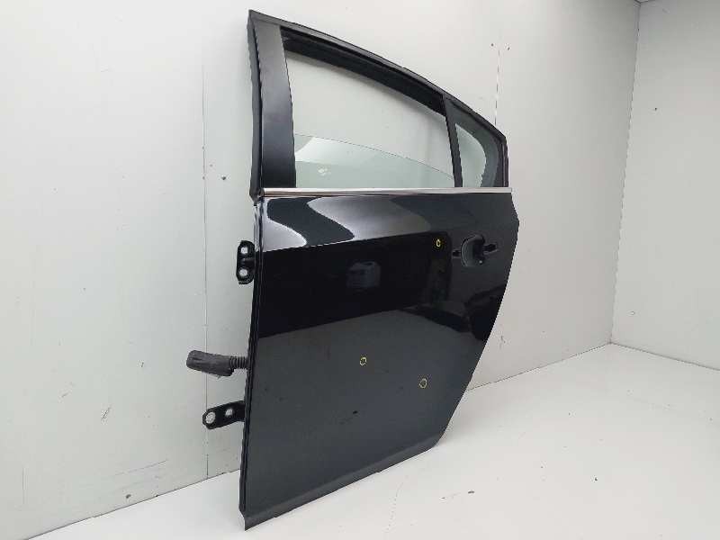Recambio de puerta trasera izquierda para chevrolet cruze ls+ referencia OEM IAM 95987763  