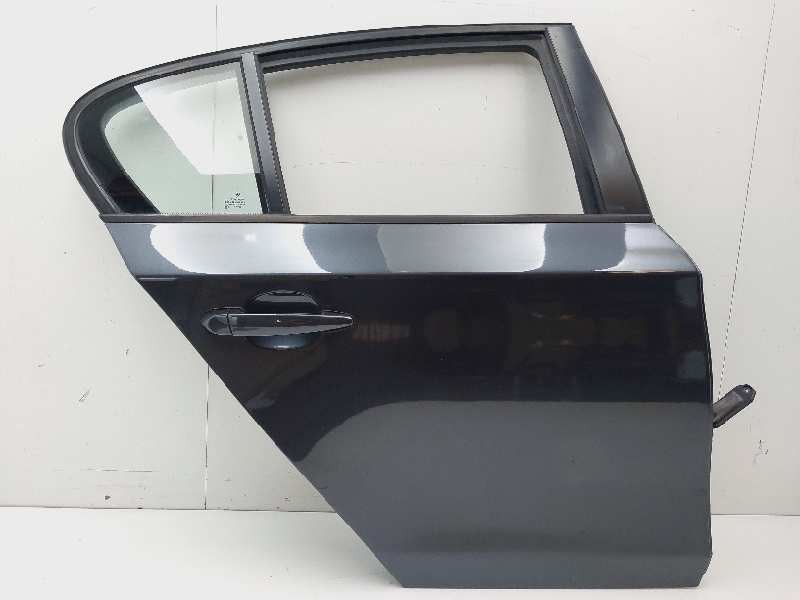 Recambio de puerta trasera derecha para bmw serie 1 berlina (e81/e87) 118d referencia OEM IAM 41527191018  