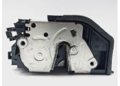 Recambio de cerradura puerta trasera izquierda para bmw serie 1 berlina (e81/e87) 118d referencia OEM IAM 7202147  