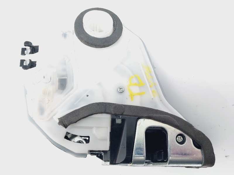 Recambio de cerradura puerta trasera derecha para toyota prius+ eco referencia OEM IAM 6905048060  