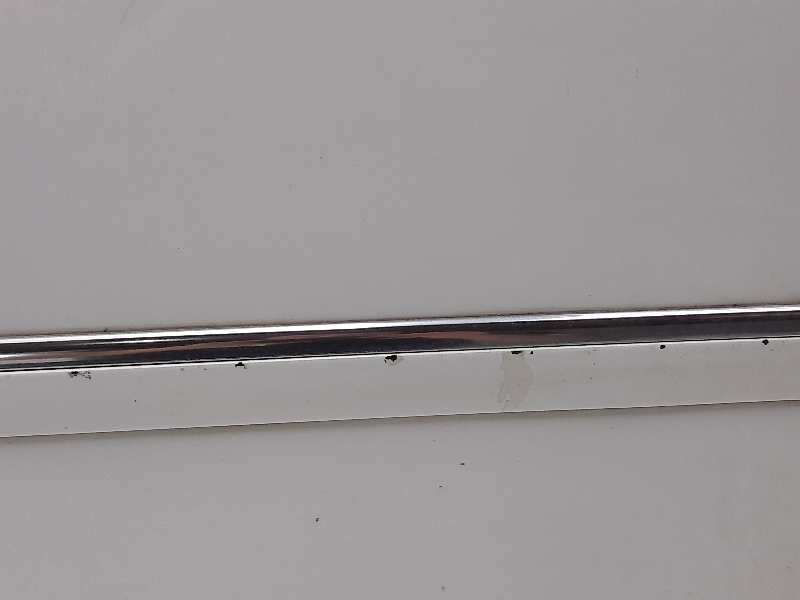 Recambio de puerta trasera derecha para volkswagen touran (1t2) sport referencia OEM IAM 1T0833056R  