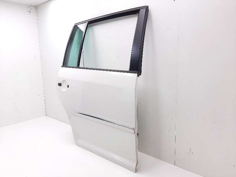 Recambio de puerta trasera derecha para volkswagen touran (1t2) sport referencia OEM IAM 1T0833056R  