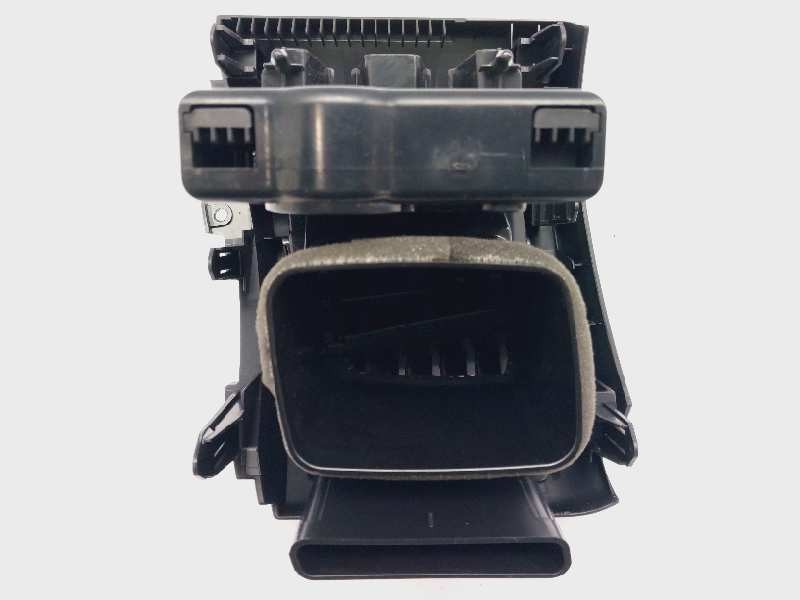 Recambio de rejilla aireadora para toyota prius+ eco referencia OEM IAM 5568647080  