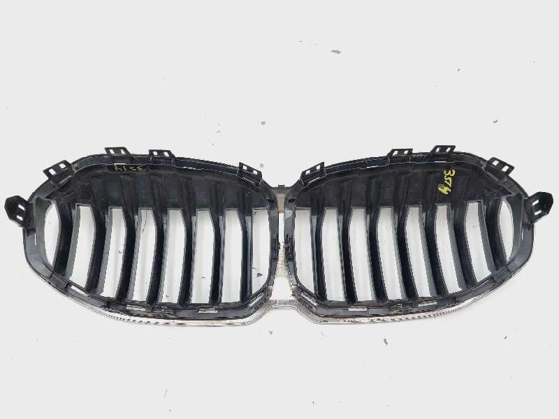 Recambio de rejilla delantera para bmw serie 1 lim. (f40) 118d referencia OEM IAM BTA7076895 7450957 BTA7076802