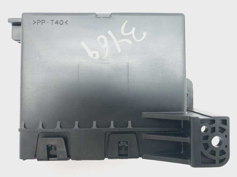 Recambio de modulo electronico para toyota prius+ eco referencia OEM IAM 8865047413 2774003711 
