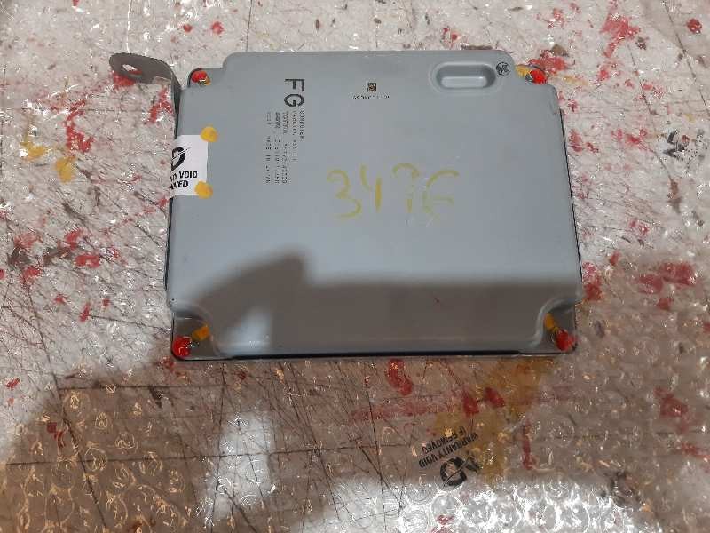 Recambio de modulo electronico para toyota prius+ eco referencia OEM IAM 8679247320 51611017350 