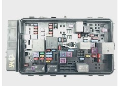 Recambio de caja reles / fusibles para opel insignia grand sport excellence referencia OEM IAM 39116627  