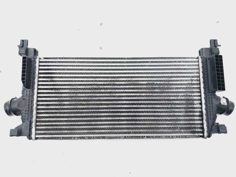 Recambio de intercooler para opel astra j lim. excellence referencia OEM IAM 13267646  