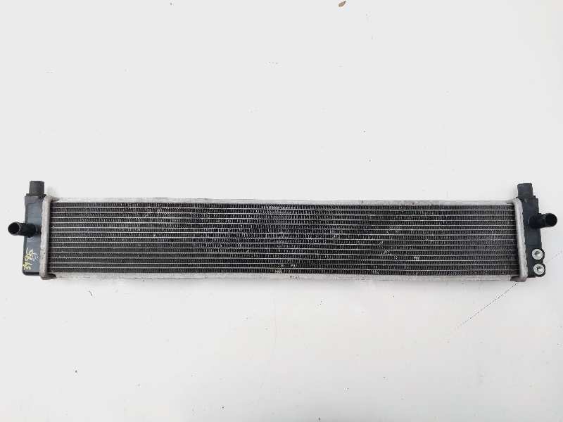 Recambio de radiador agua para toyota prius+ eco referencia OEM IAM G901047050  