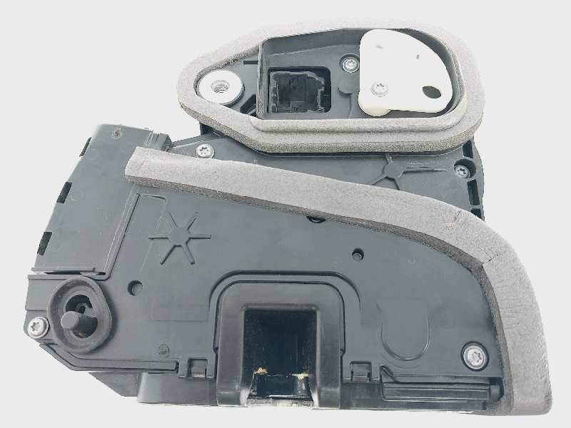 Recambio de cerradura puerta trasera derecha para opel insignia grand sport excellence referencia OEM IAM 13598385  