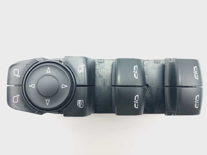 Recambio de mando elevalunas delantero izquierdo para opel insignia grand sport excellence referencia OEM IAM 84211876  