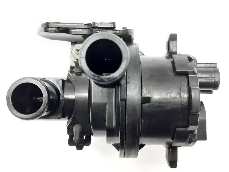 Recambio de bomba agua para honda cr-v elegance 4x2 referencia OEM IAM 1137300730  