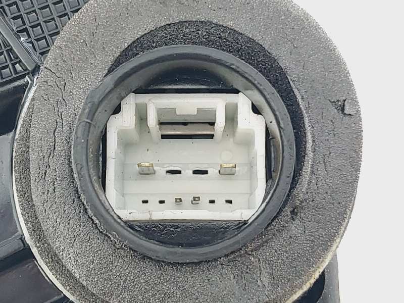 Recambio de cerradura puerta delantera derecha para toyota auris active referencia OEM IAM 6903005130  