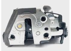 Recambio de cerradura puerta trasera derecha para toyota auris active referencia OEM IAM 6905005050  