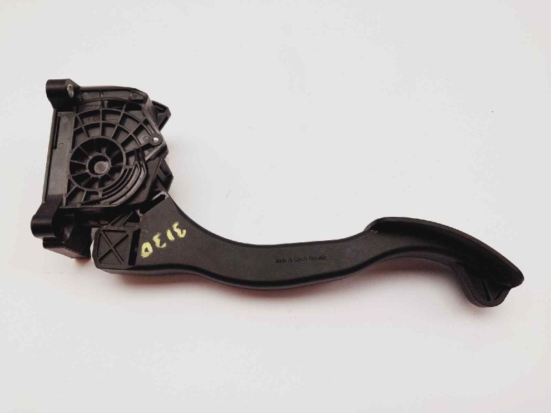 Recambio de potenciometro pedal para citroën c4 picasso seduction referencia OEM IAM 9674829780  