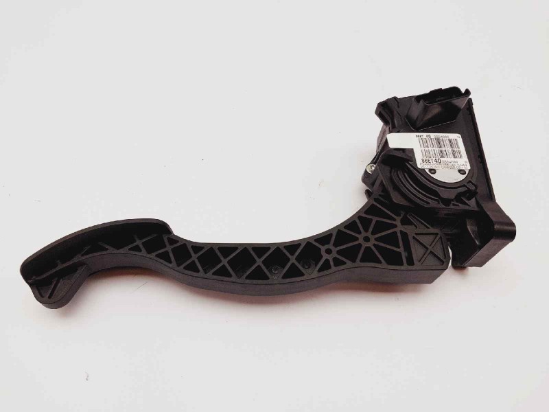 Recambio de potenciometro pedal para citroën c4 picasso seduction referencia OEM IAM 9674829780  