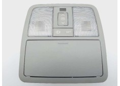 Recambio de luz interior para toyota auris active referencia OEM IAM 8126002500B0  