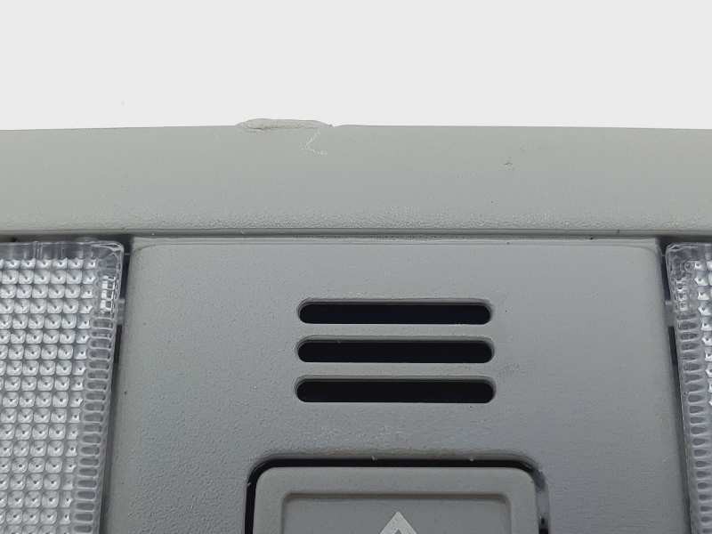 Recambio de luz interior para toyota auris active referencia OEM IAM 8126002500B0  