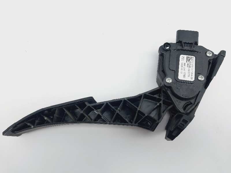 Recambio de potenciometro pedal para opel astra k lim. 5türig selective referencia OEM IAM 13373776  