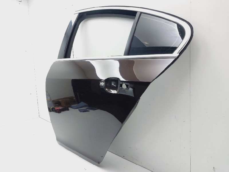 Recambio de puerta trasera izquierda para opel insignia berlina selective referencia OEM IAM 124324  