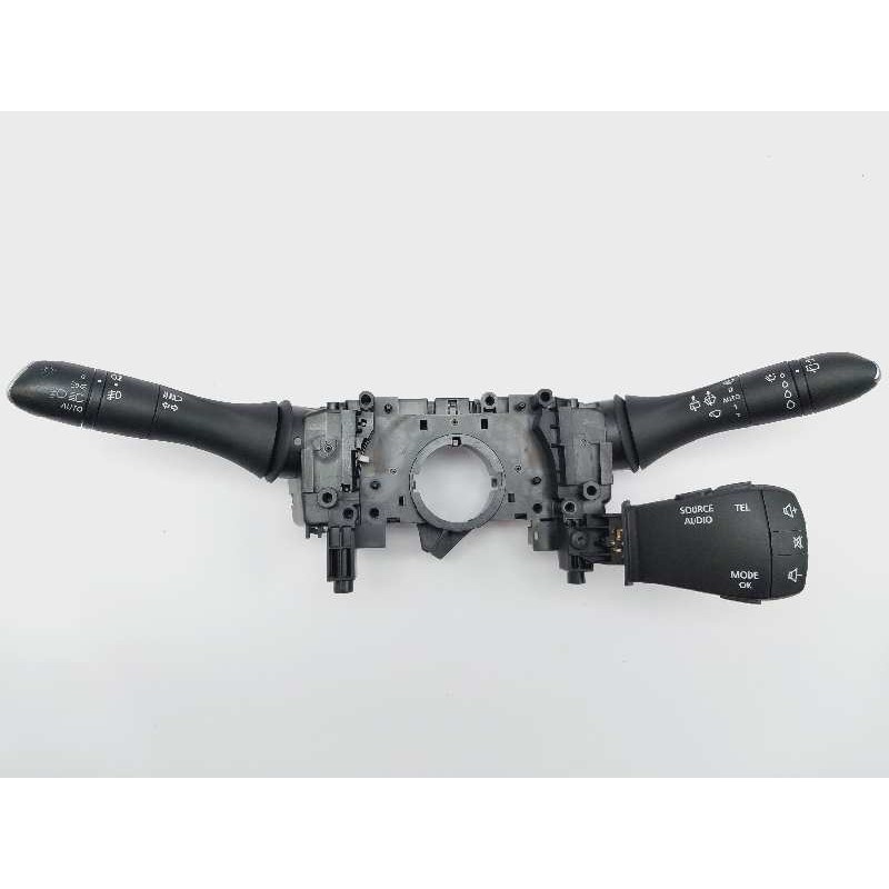 Recambio de mando multifuncion para renault kadjar limited 4x4 referencia OEM IAM 255678341R  