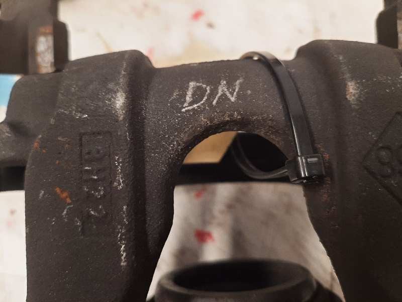 Recambio de pinza freno delantera izquierda para dacia sandero access referencia OEM IAM 410001154R  