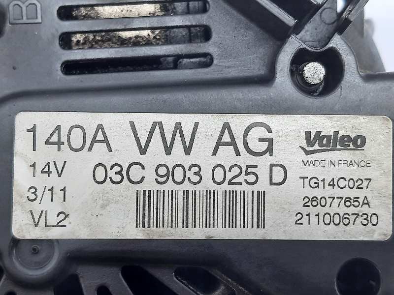 Recambio de alternador para volkswagen golf vi (5k1) sport referencia OEM IAM 03C903025D TG14C027 2607765A