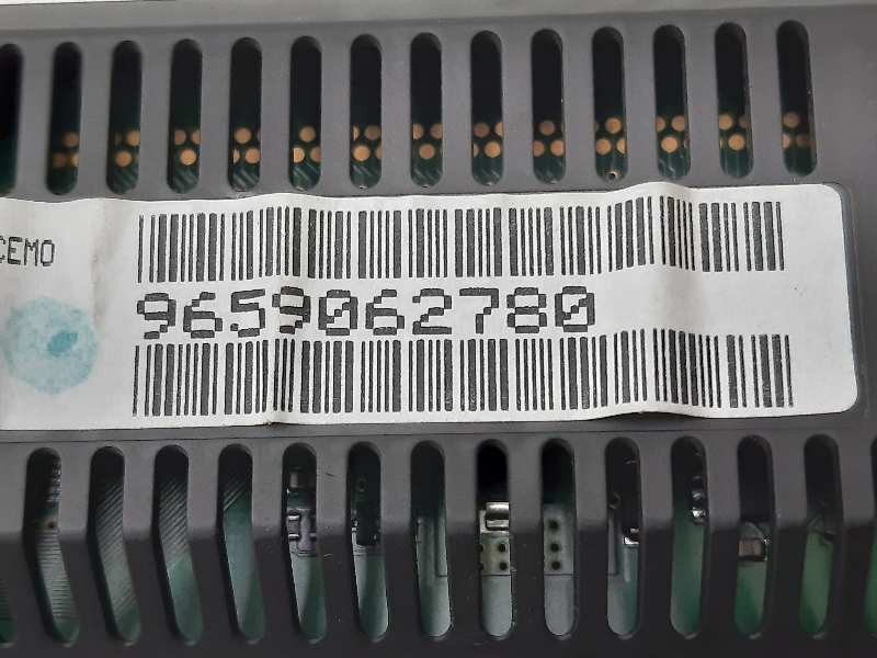 Recambio de pantalla multifuncion para citroën c4 coupe lx referencia OEM IAM 9659062780  
