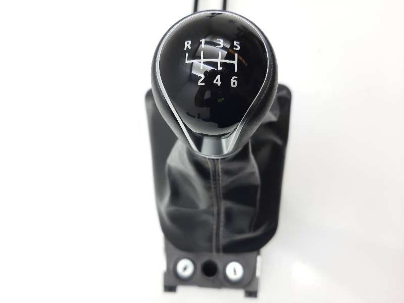 Recambio de palanca cambio para seat ibiza (kj1) xcellence go referencia OEM IAM 5R3711049L CSE05030MST300 CSE05029MST300