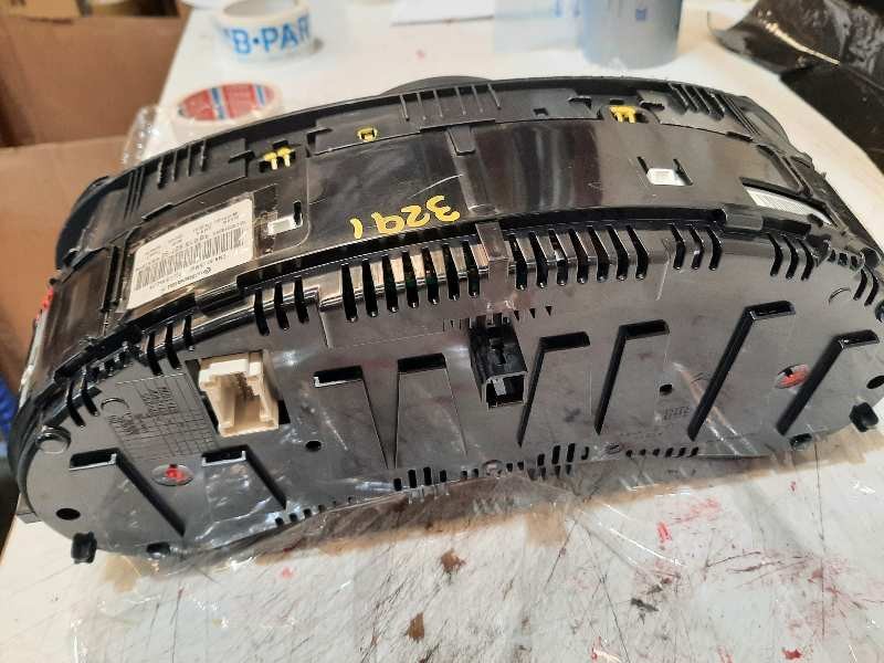 Recambio de cuadro instrumentos para citroën c4 lim. business referencia OEM IAM 9801592780  
