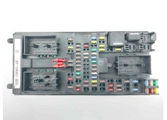 Recambio de caja reles / fusibles para land rover range rover evoque evoque referencia OEM IAM GJ3214F041AB  