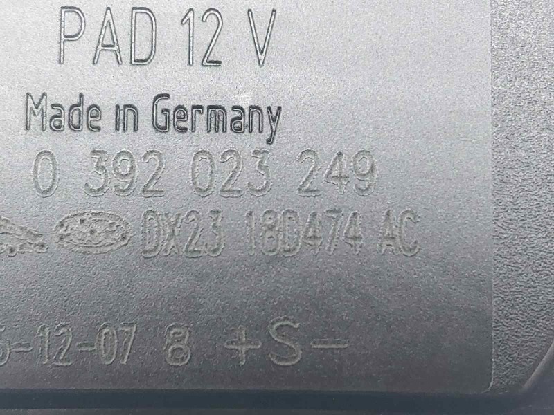 Recambio de bomba agua para land rover range rover evoque evoque referencia OEM IAM DX2318D474AC  