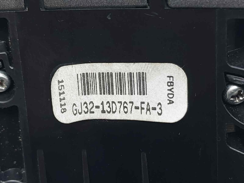 Recambio de mando multifuncion para land rover range rover evoque evoque referencia OEM IAM GJ3213D767FA3  