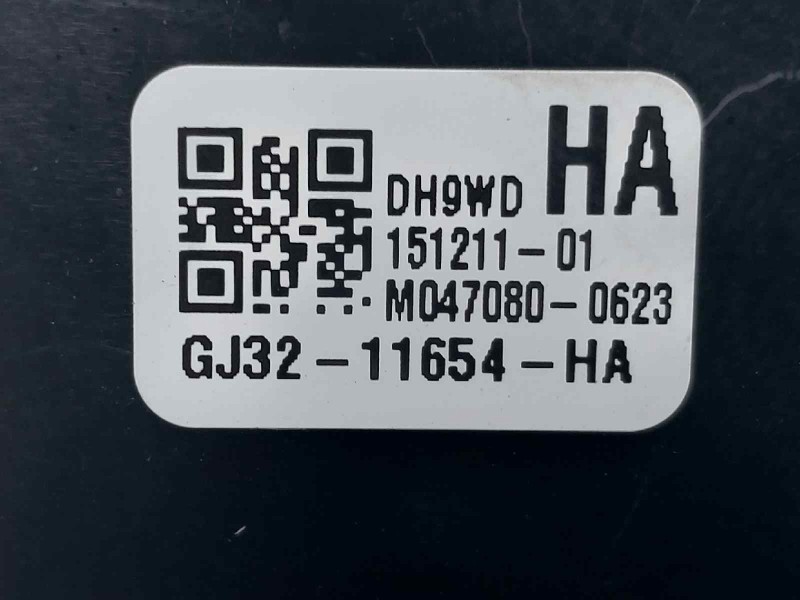 Recambio de mando multifuncion para land rover range rover evoque evoque referencia OEM IAM GJ3211654HA  