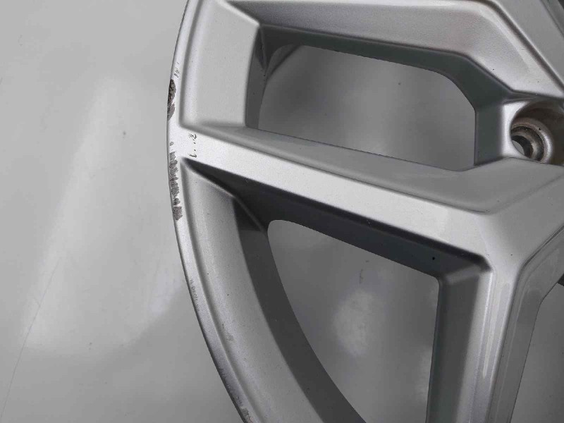 Recambio de llanta para seat ibiza (kj1) fr referencia OEM IAM 6F0601025C  