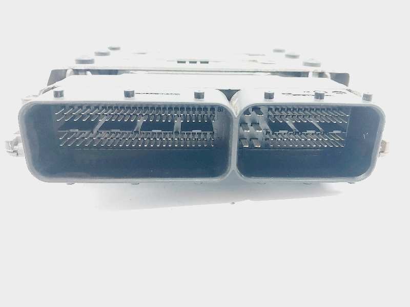 Recambio de centralita motor uce para porsche panamera 4 referencia OEM IAM 97061860201 5WP4656103 