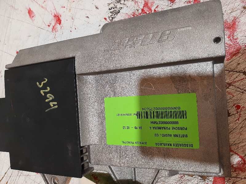 Recambio de guantera para porsche panamera 4 referencia OEM IAM 97055239400  