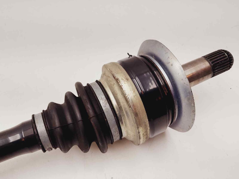 Recambio de transmision trasera izquierda para bmw serie 5 lim. (f10) 520d referencia OEM IAM 7614290AI03  