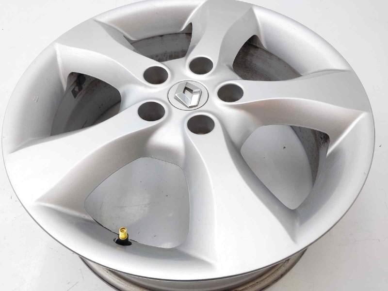 Recambio de llanta para renault koleos expression referencia OEM IAM 403000762R  