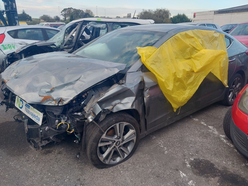hyundai elantra vi sedán (ad, ada) del año 2016