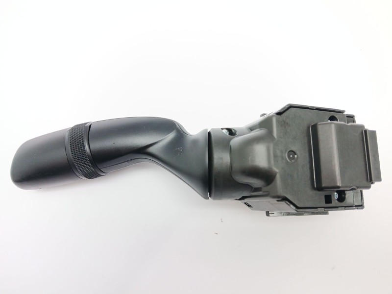 Recambio de mando limpia para toyota corolla (e21) referencia OEM IAM 02A6017L033  