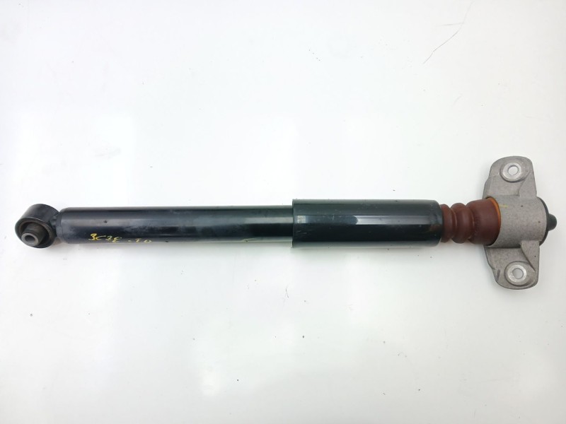 Recambio de amortiguador trasero derecho para kia ceed crdi referencia OEM IAM 55300J7AC0  